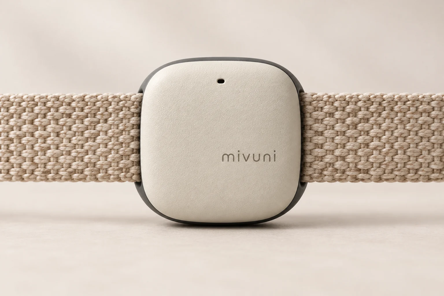 Mivuni with its woven band